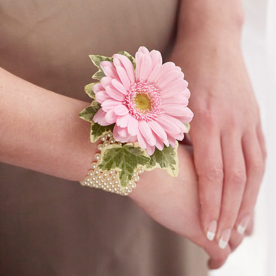 Unbranded Germini Corsage