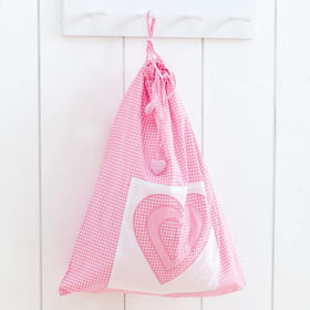 Unbranded Gingham Heart Really Nice Laundry Bag