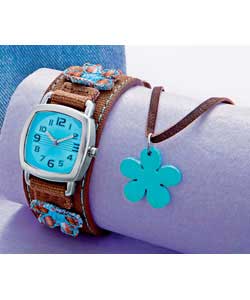 Blue sunray dial. Flower design strap. Matching flower purse and pendant