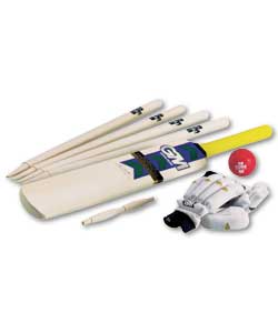 Contains 1 Banger cricket bat, 1 pair of batting g