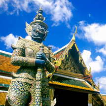 You simply cannot visit Bangkok without viewing the Grand Palace complex and the Temple of the Emera