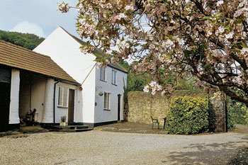 Unbranded Grooms Cottage