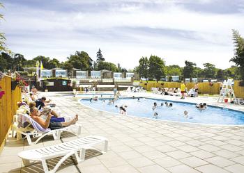 Unbranded Gurnard Bungalow 3 Holiday Park