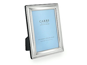 `6`` x 4`` photo frame with attractive beaded edge`