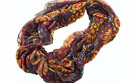 Stylish snood in a bold all-over print. Heine Snood Features: Washable 100% Polyester Approx. 175 x 100 cm (69 x 39 ins)