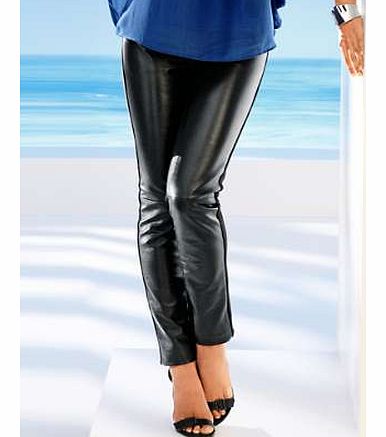 Stunning trousers, with the front in nappa leather, and the back in a stretch material. Heine Trousers Features: Specialist clean only Back fabric: 95% Polyester, 5% Elastane Lining: 95% Polyester, 5% Elastane Inside leg approx. 81 cm (32 ins)