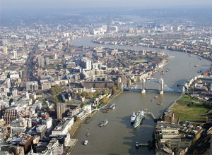 Helicopter Tour Over London (for two)