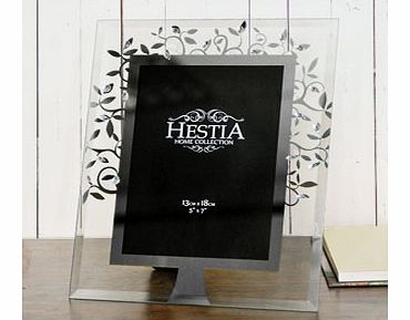 This simply designed but stunning affect Hestia Glass Leaf and Crystal 5 x 7 Photo Frame will beautifully display and picture or photo of your choice.The outside of the photo frame has been made from glass and featured within in mirrored glass is a l
