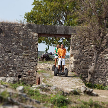 Unbranded Historic Fort and Beach Tour on Segway - Adult