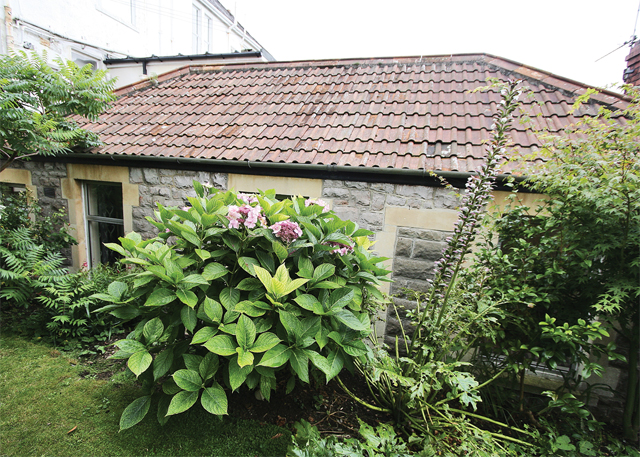 Unbranded Holm Cottage