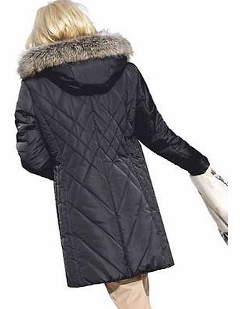 Warm coat with flattering vertical quilting and a removable faux fur trimmed hood. Coat Features: Zip concealed by a press stud panel 2 side pockets Figure-shaping Viennese seams Washable 100% Polyester Petite length approx. 84 cm (33� ins) (Size 16)
