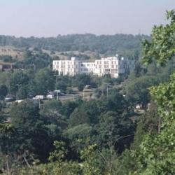 Unbranded Hotel Golf