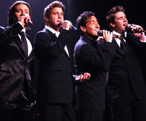 Unbranded Il Divo