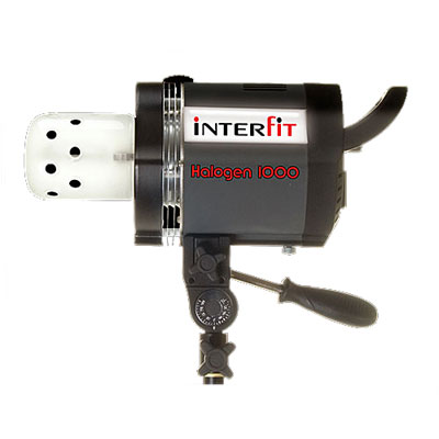 The Interfit INT192 Stellar X 1000 Halogen Twin Reflector Kit includes 2 x Stellar X 1000 Halogen He