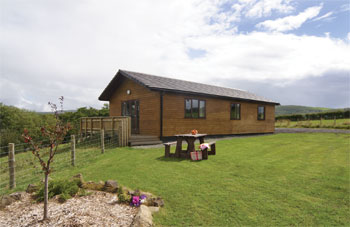 Unbranded Ithon Bank