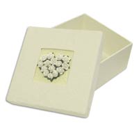 ivory rosebud heart gift box