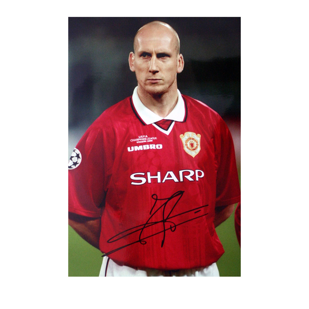 The photograph is 10` x 8` inches in size and shows Jaap Stam lining up for Manchester United before