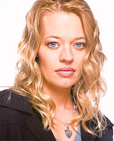 Jeri Ryan photo