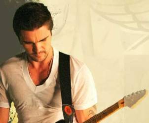 Unbranded Juanes / Moon and Stars Festival