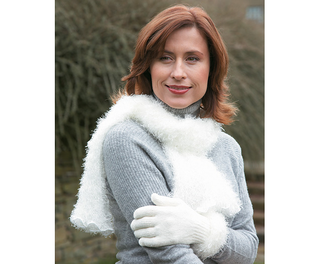 Unbranded Knitted Snood Scarf and Gloves - Cream
