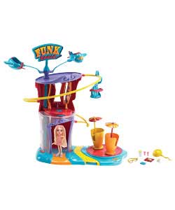 5 play areas in 1, plus accessories.Colours and styles may vary.Includes funk house dollFor ages 4