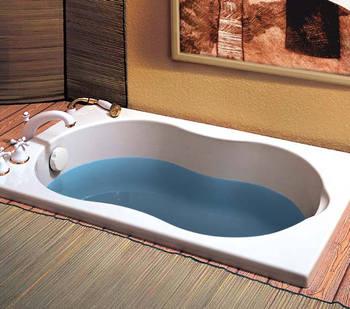 Unbranded Lilia Acrylate Compact Bath with Support (120cm x 70cm)