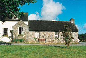 Unbranded Little Foxenholes