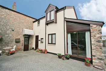 Unbranded Little Grange