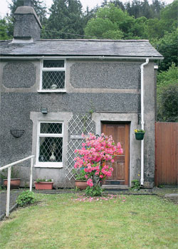 Unbranded Llugwy Cottage