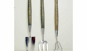 These superb tools provide a little extra reach to reduce bending and help prevent backache. They have polished stainless steel heads and carefully finished solid oak shafts. Length approximately 45cm (18). Hand Trowel - For planting specimens which 