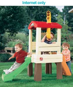 Unbranded Lookout Treehouse