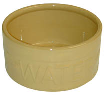 M C Water Bowl 8"