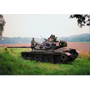 Unbranded M60 A1 plastic kit 1:72