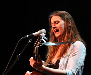 Unbranded Madeleine Peyroux