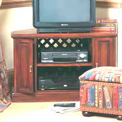 Mahogany TV & VCR/DVD Corner Unit