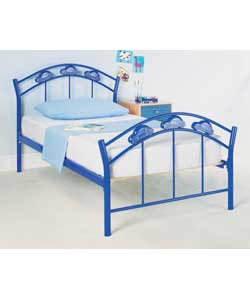 Metal frame with car detail in royal blue on headboard/footboard.Pine slatted base.Deluxe
