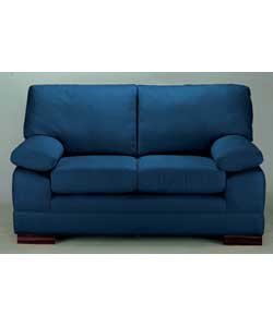 A sumptuous sofa in a modern design. 100% polyeste