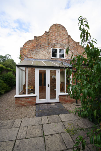 Unbranded Moonys Cottage