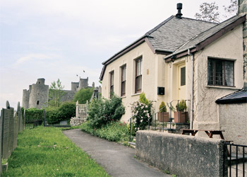 Unbranded Moriah House