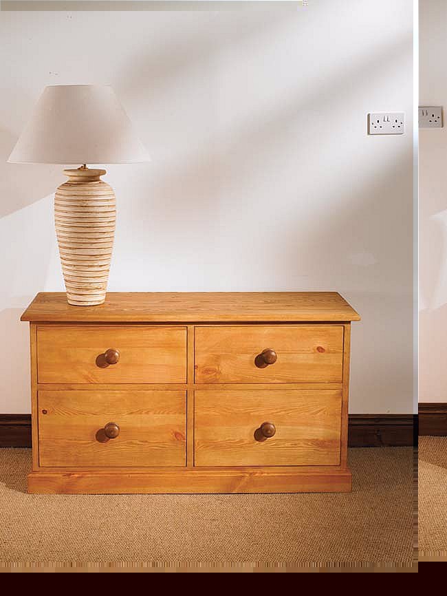 Unbranded Mottisfont Waxed Long 4 Drawer Chest (Wooden)