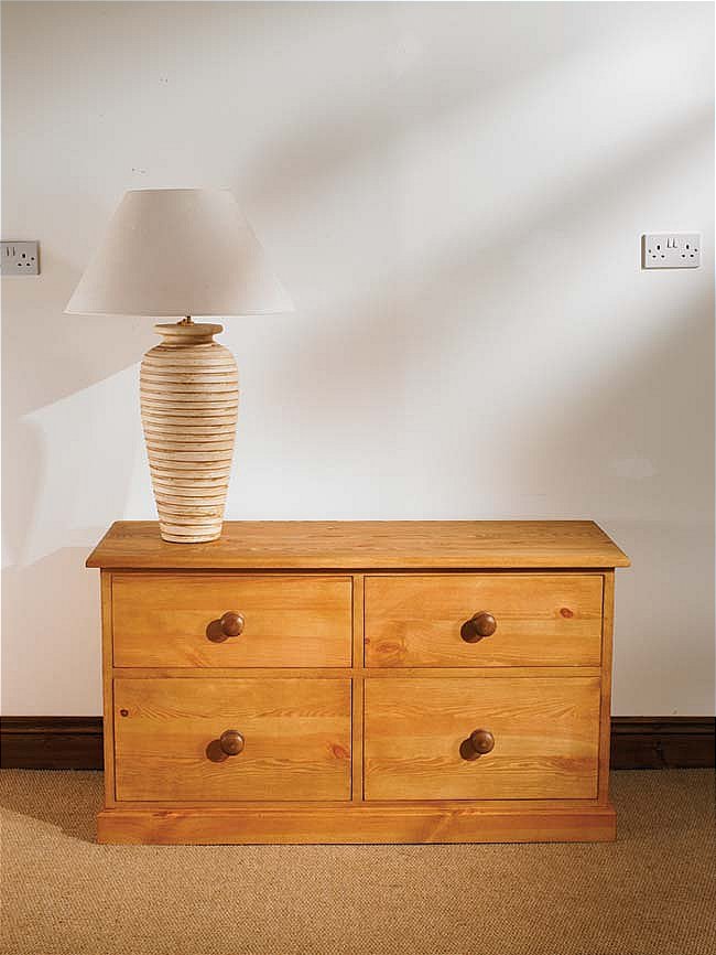 Unbranded Mottisfont Waxed Long 4 Drawer Chest