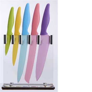 Colour-coded to avoid cross contamination of food, these Cooks Professional sets come in the form of a six-piece knife set. The five knives all feature sharp, non-stick blades with ergonomic handles, and are dishwasher safe for convenience.