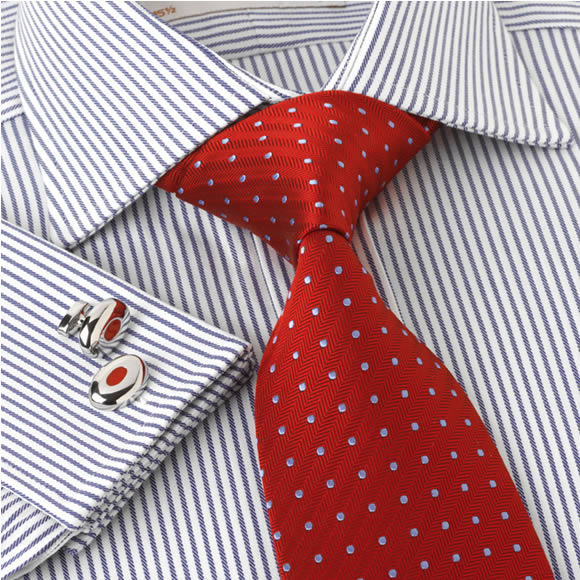 Our range of English tailored dress shirts are made from the best two-fold cotton from around the wo