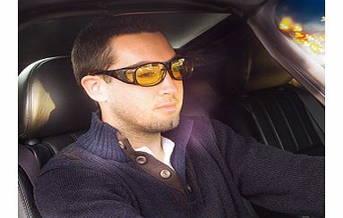 These specially designed NightSight over-glasses have polarised, high definition lenses to reduce the glare of oncoming headlamps and street lighting. They also sharpen contrast and detail to reduce eye strain in foggy, wet and hazy conditions. Night