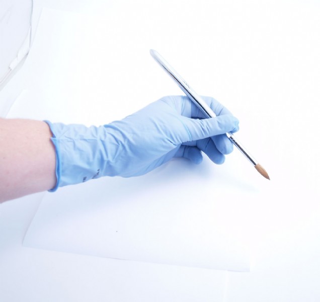 Nitrile gloves are known for their super flexibility. Easy to work with and have a good protection. 