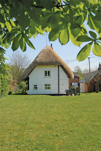 Unbranded October Cottage