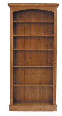 6FT 6IN x 3FT PINE BOOKCASE.ALL SOLID PINE WITH NO PLYWOOD.THE CARCUS FEATURES A TONGUE AND GROOVED