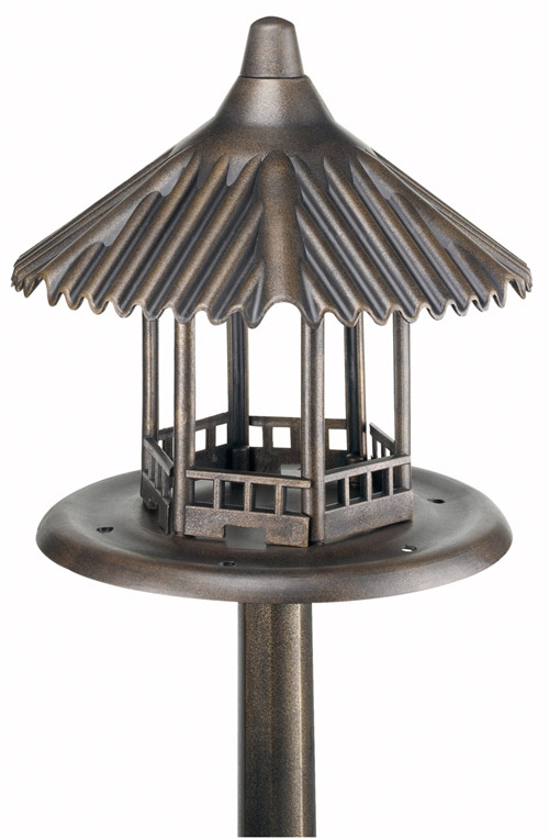 This oriental bird table provides a decorative and functional feeding platform for wild birds. It ha