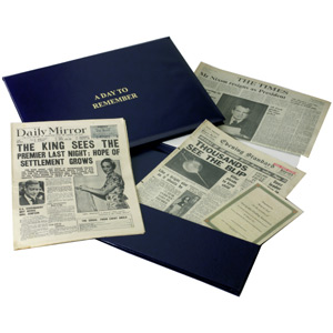 Unbranded Original Newspaper Anniversary Folder