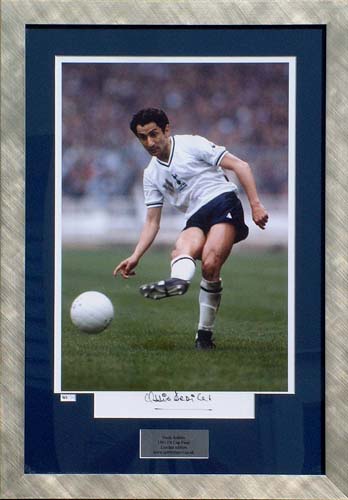 Unbranded Ossie Ardiles limited edition signed presentation